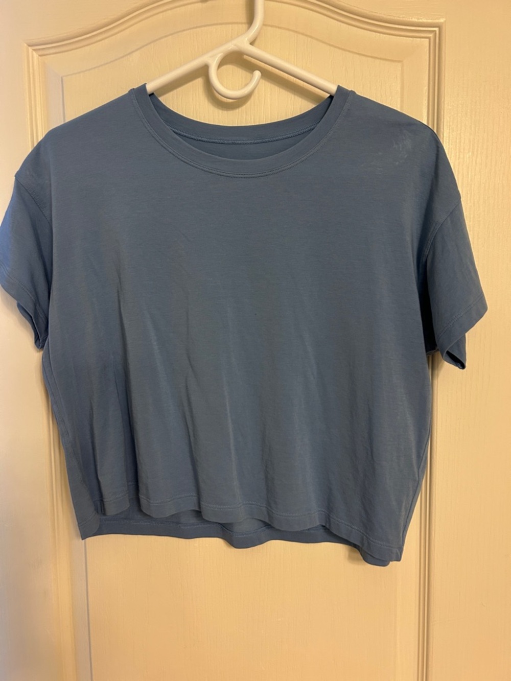lululemon athletica Blue Willow Cate’s Cropped Crew Tee